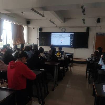 应用技术学院举办专场就业宣讲会，助力学生职业发展